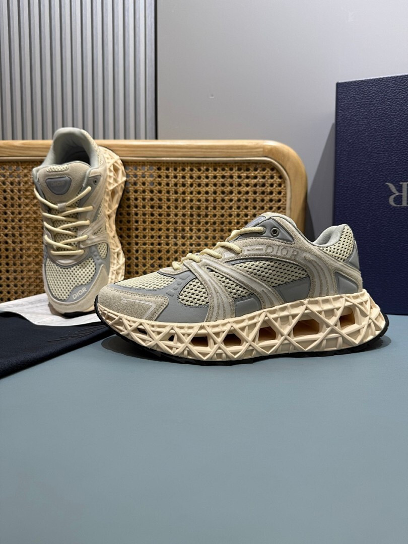 DR B35 NXXT sneaker