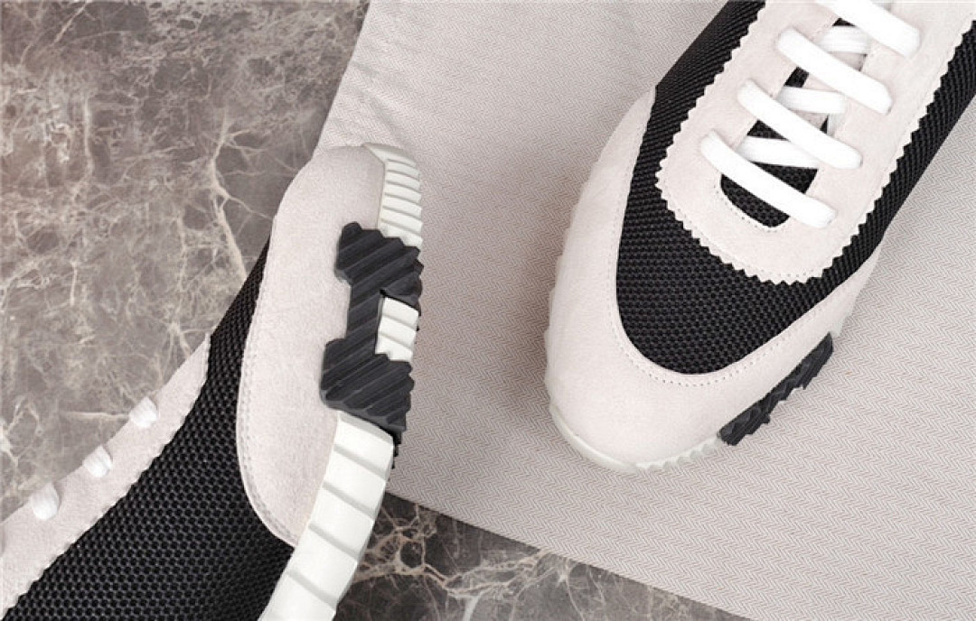 H*ER*MES SNEAKER