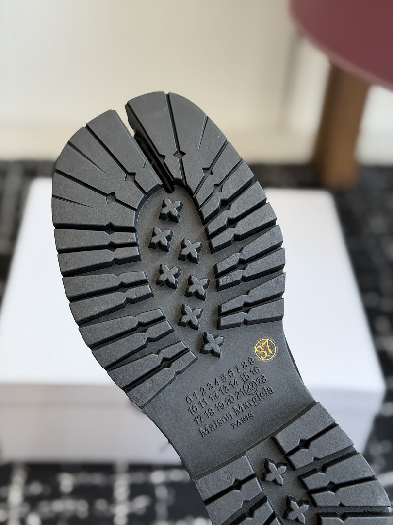 Ma1s0n Marg*e1a