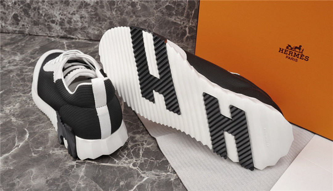 H*ER*MES SNEAKER
