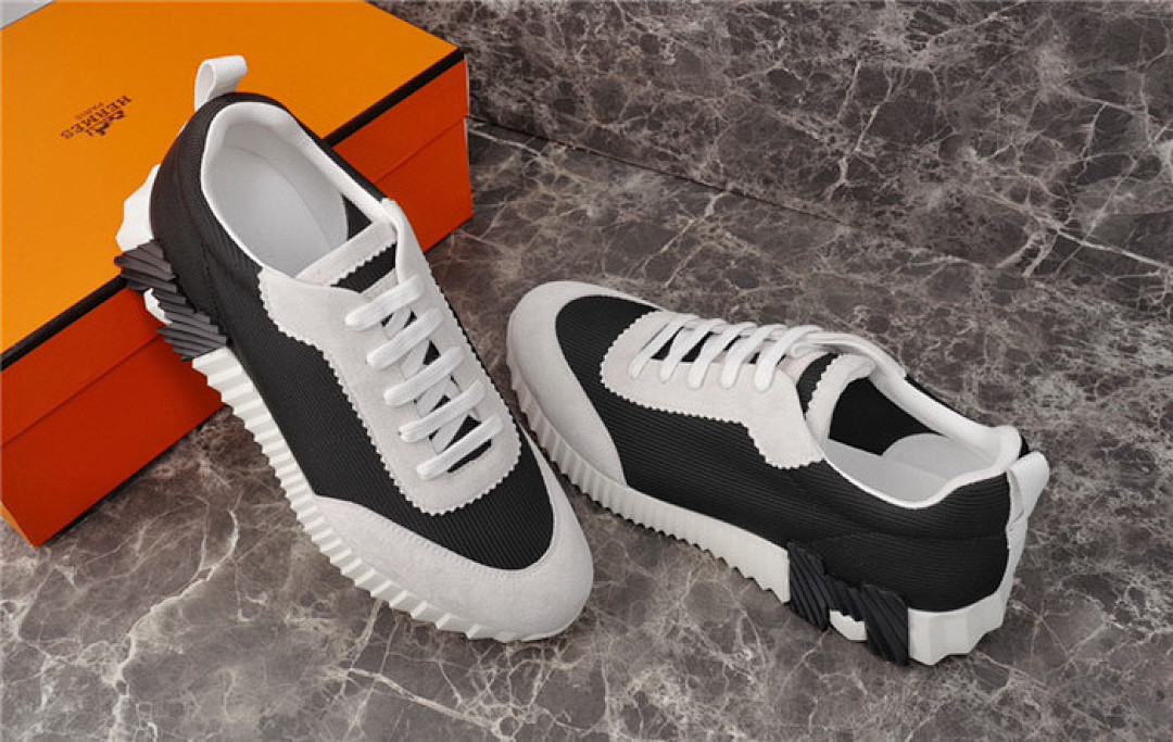 H*ER*MES SNEAKER
