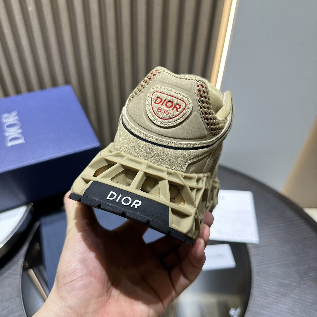 DR B35 NXXT sneaker
