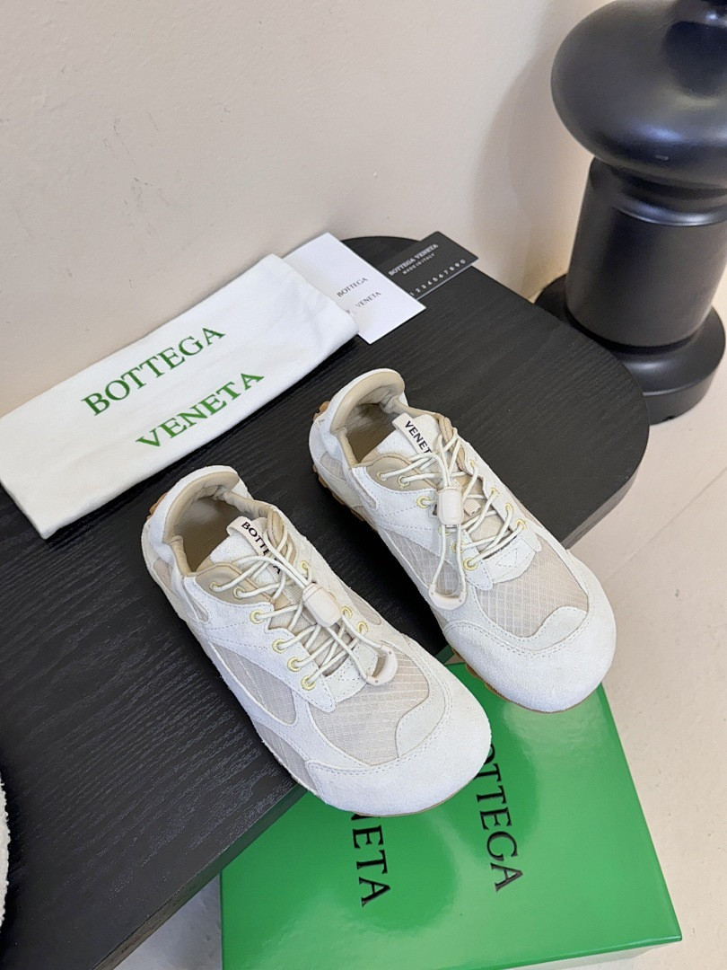 B0tt*ga Ven*ta Orbit Sneaker