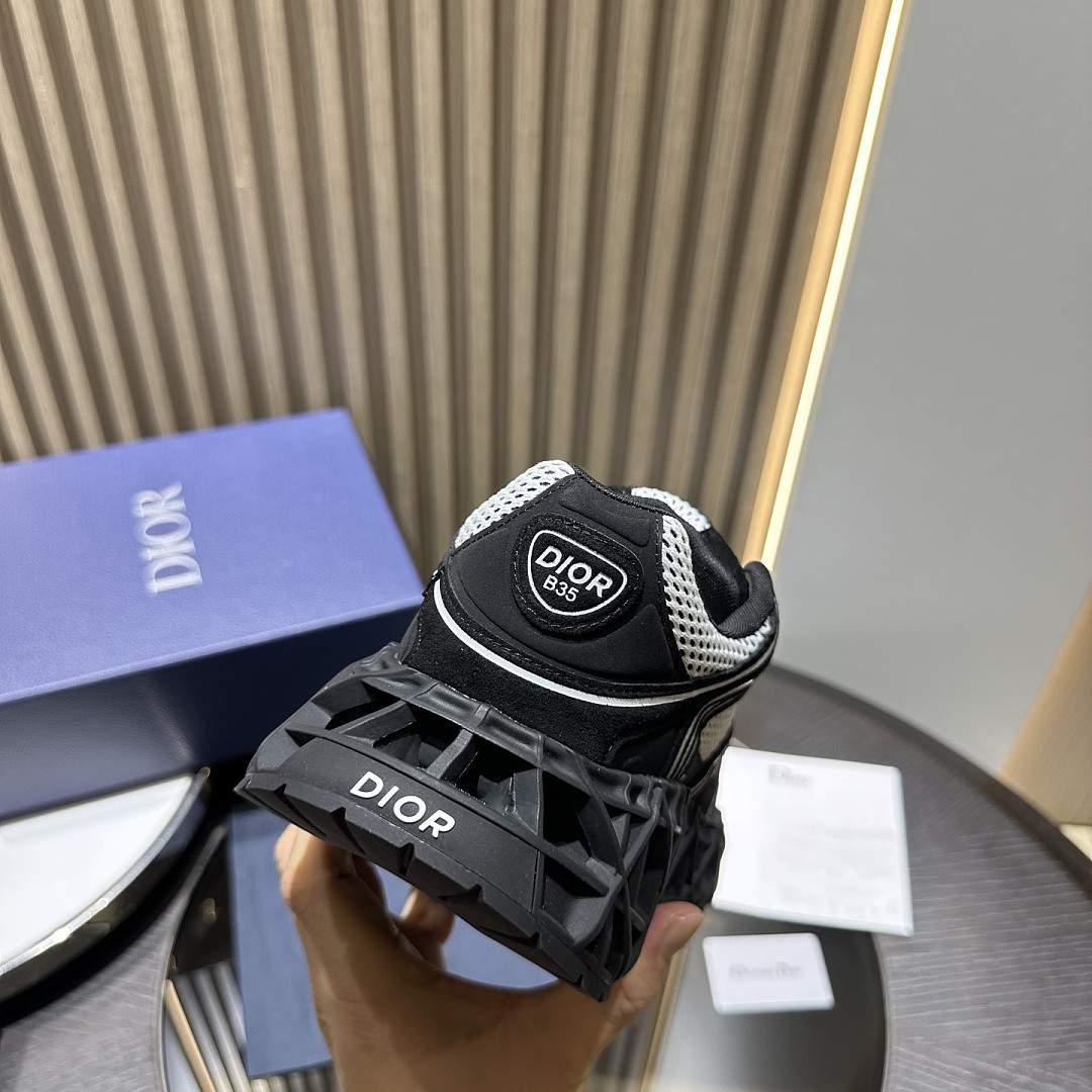 DR B35 NXXT sneaker