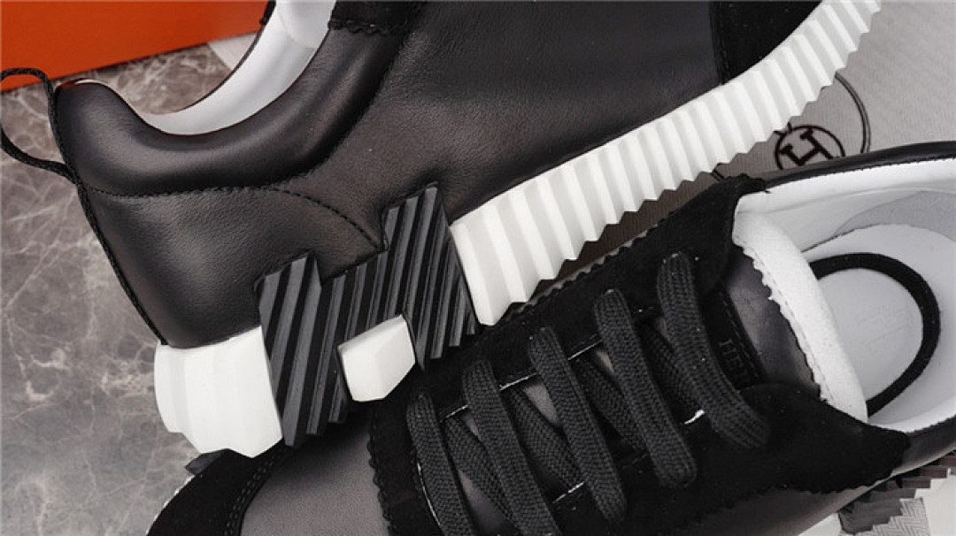 H*ER*MES SNEAKER