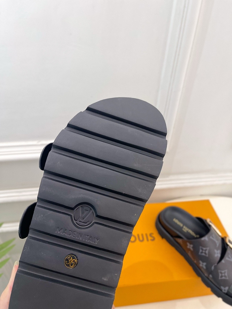 LOU1_TON SLIPPERS