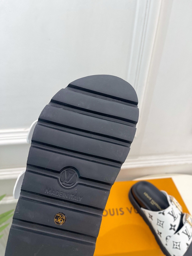 LOU1_TON SLIPPERS