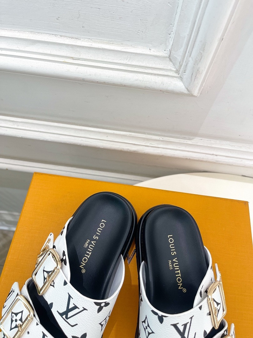 LOU1_TON SLIPPERS