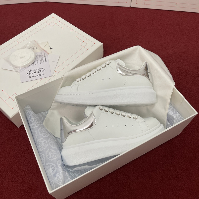 a1exa*der Mcqv*en sneaker