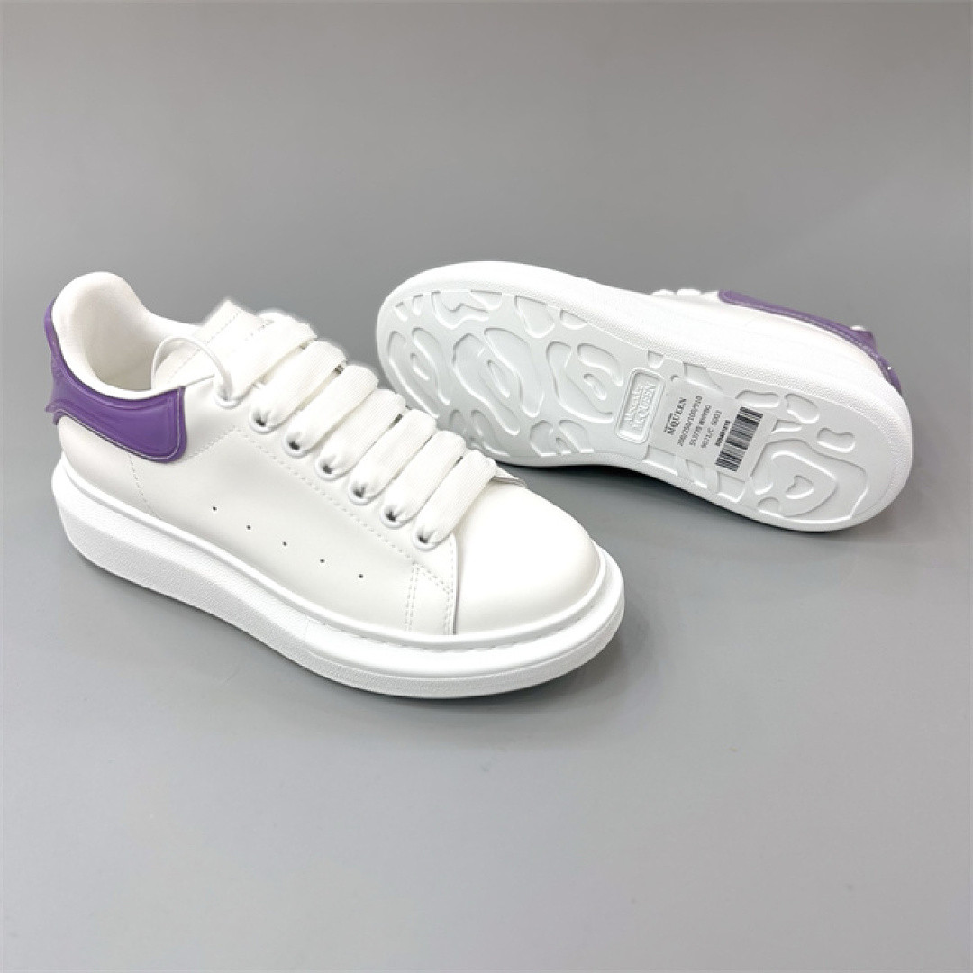 A1exa*der Mcqv*en SNEAKER
