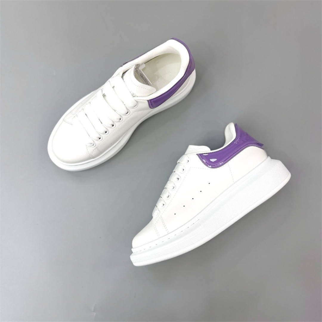 A1exa*der Mcqv*en SNEAKER