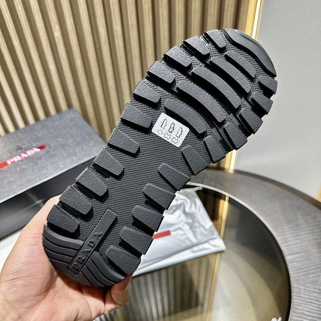 PR SNEAKER