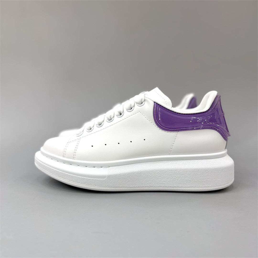 A1exa*der Mcqv*en SNEAKER