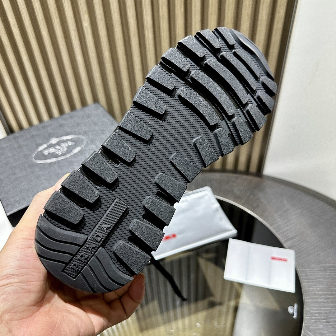 PR SNEAKER