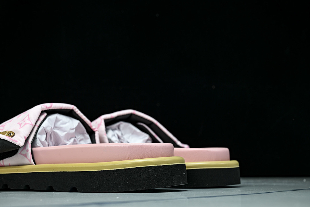 LOU1_TON SLIPPERS