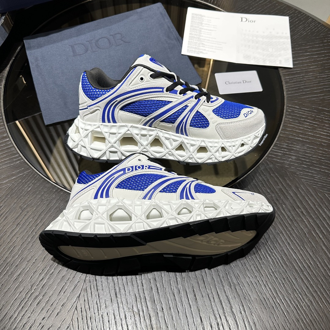 DR B35 NXXT sneaker
