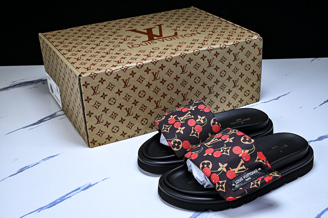 LOU1_TON SLIPPERS