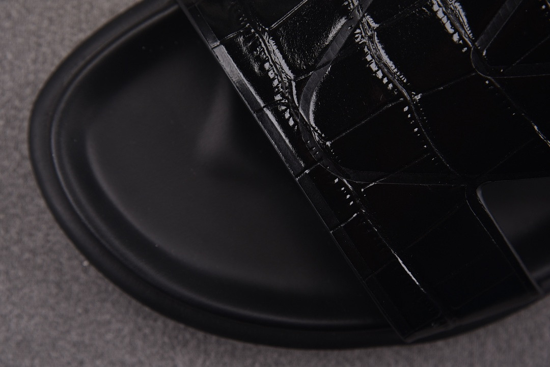 LOU1_TON SLIPPERS