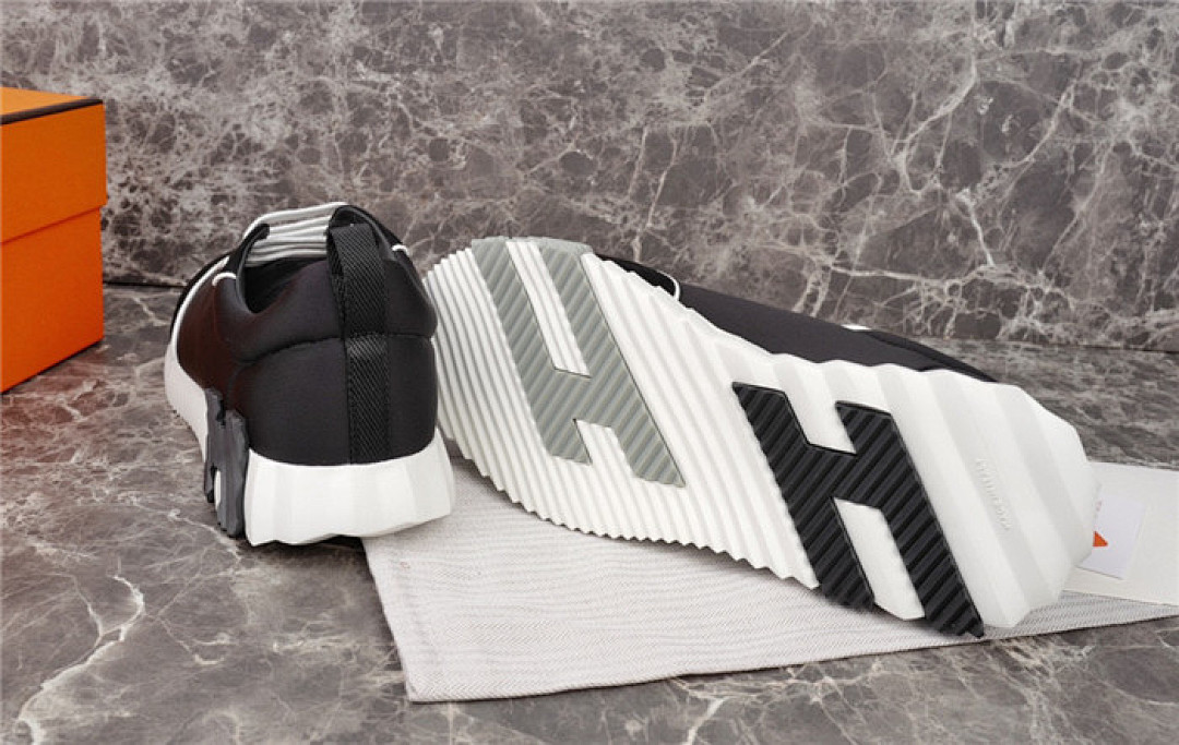 H*ER*MES SNEAKER