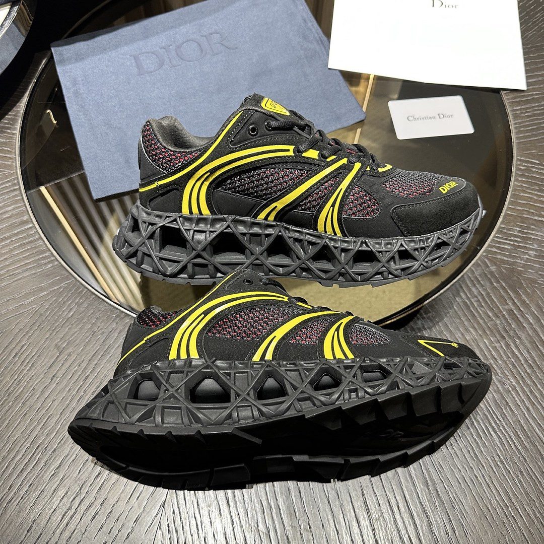 DR B35 NXXT sneaker