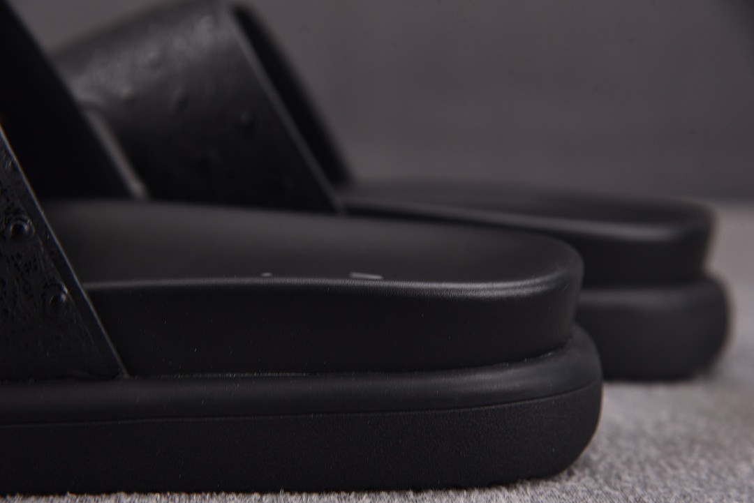 LOU1_TON SLIPPERS