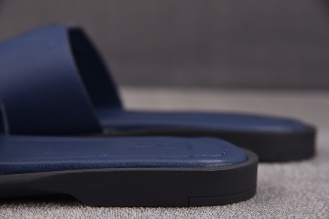 LOU1_TON SLIPPERS