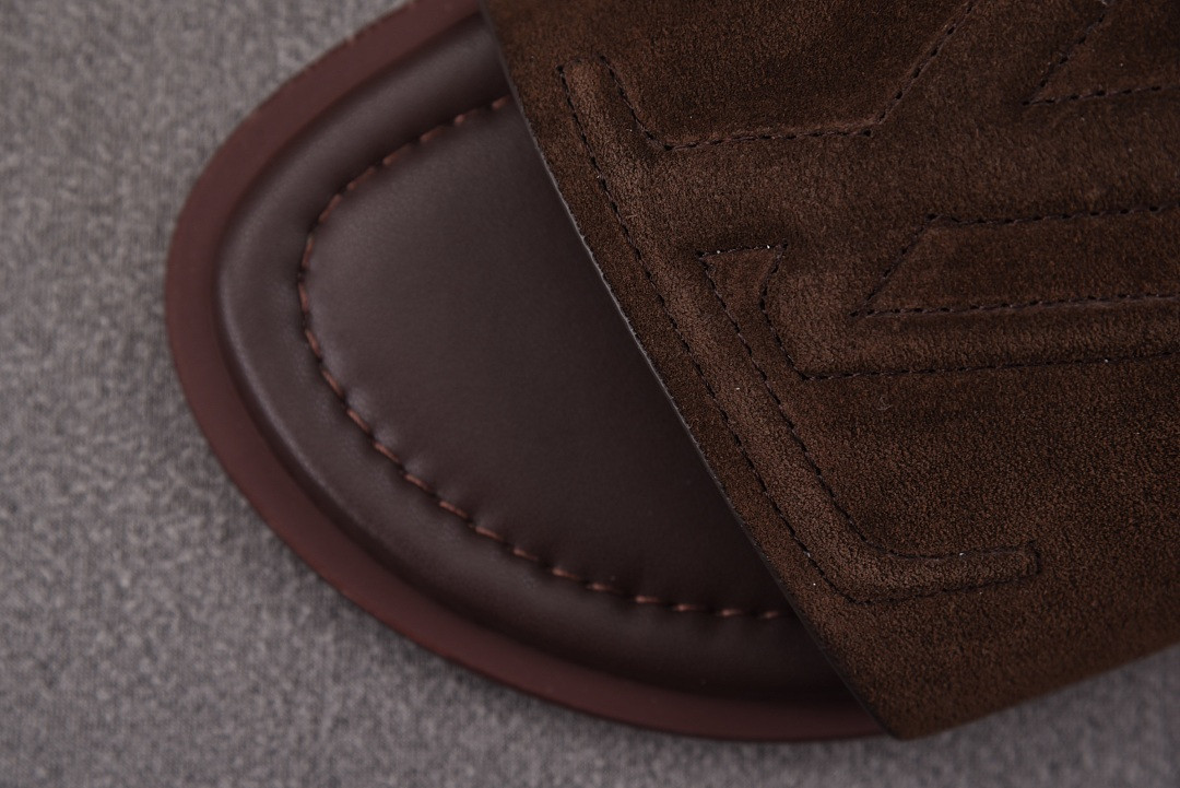 LOU1_TON SLIPPERS