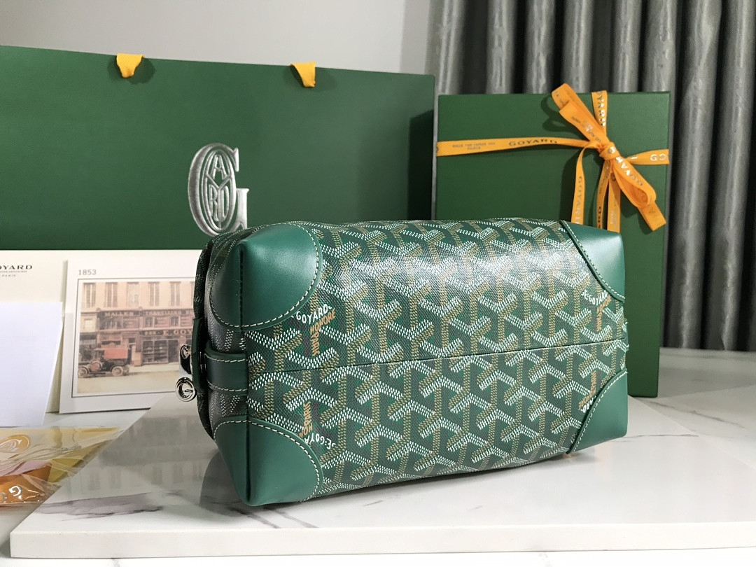 G09ard Boeing 25 Toilet Bag