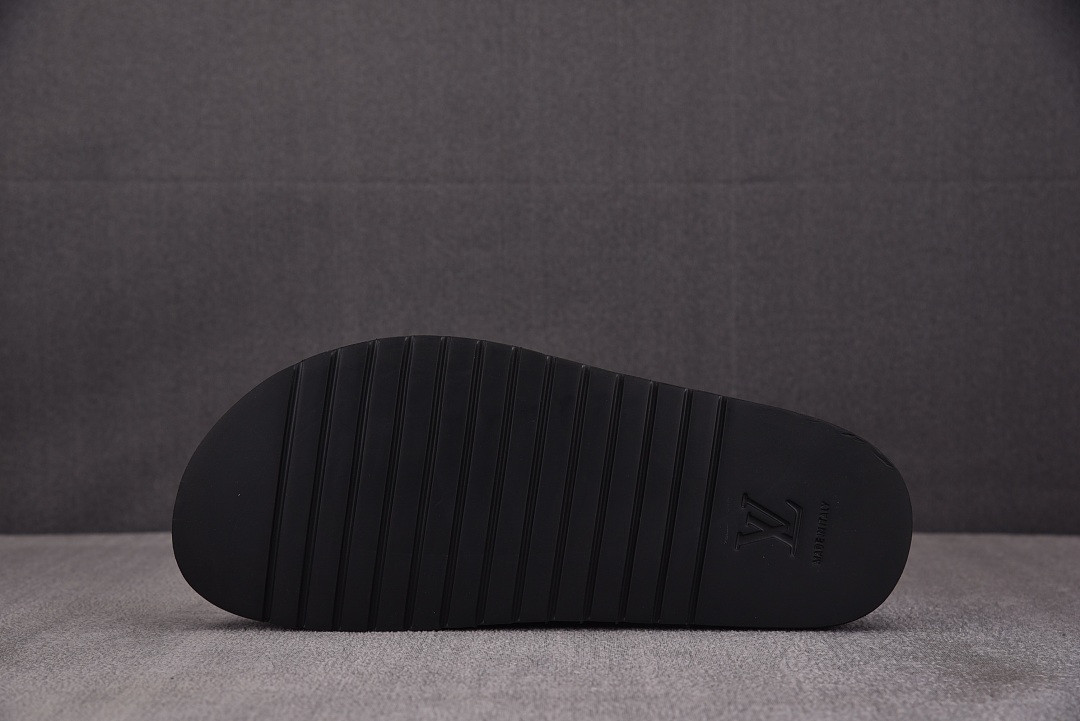 LOU1_TON SLIPPERS