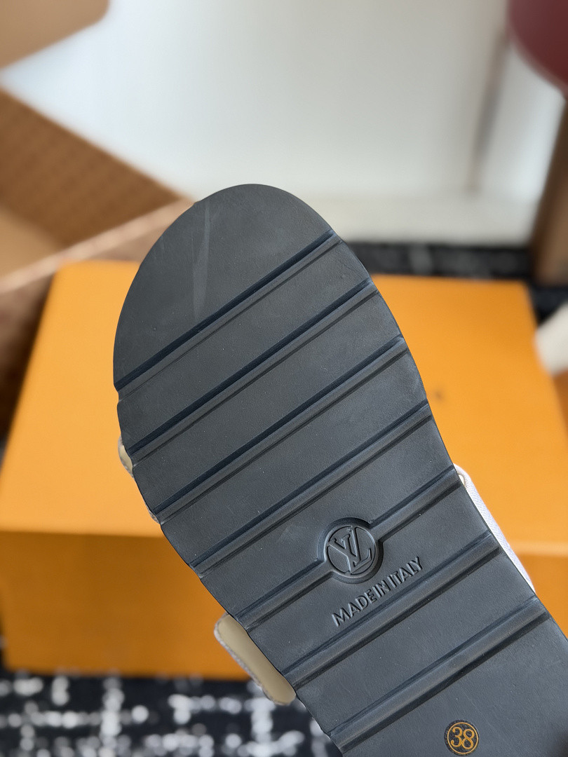 LOU1_TON SLIPPERS