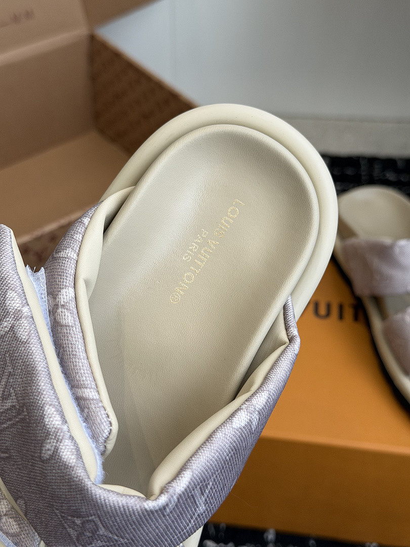 LOU1_TON SLIPPERS