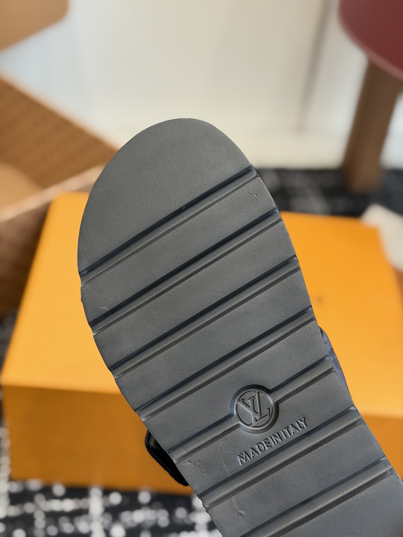 LOU1_TON SLIPPERS