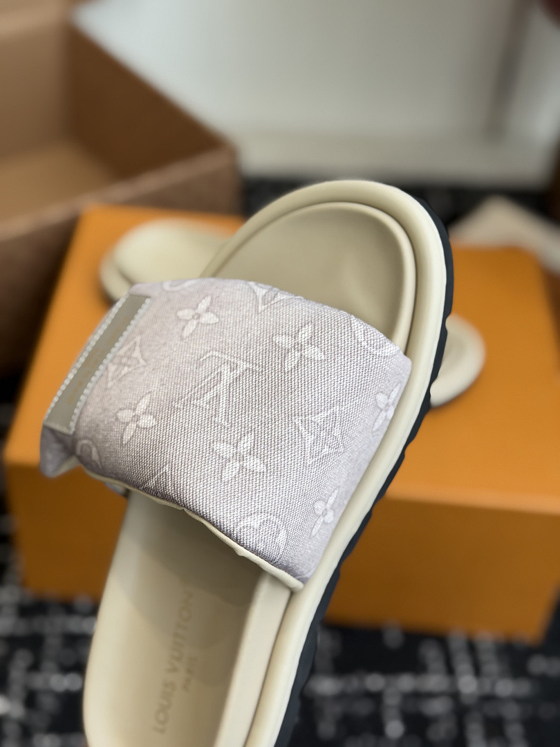 LOU1_TON SLIPPERS