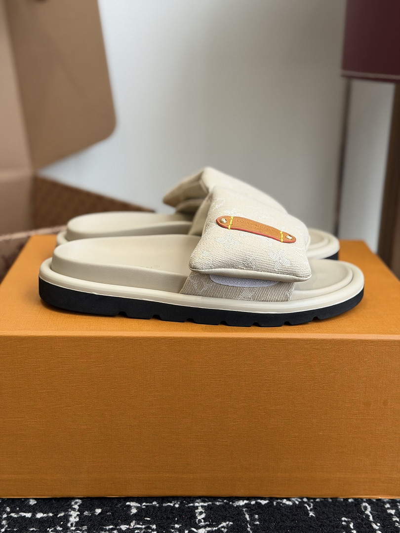LOU1_TON SLIPPERS