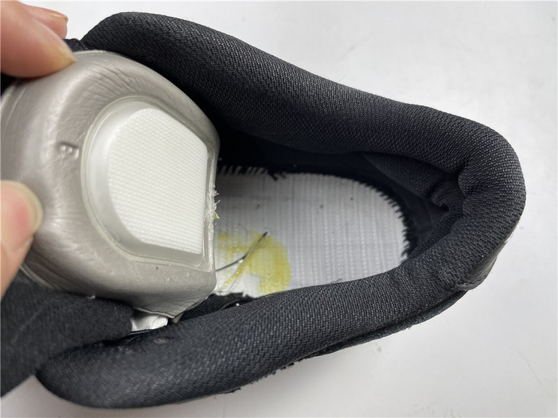 Wasted Youth × Nike Dunk SB Low “Black” DD8386-001