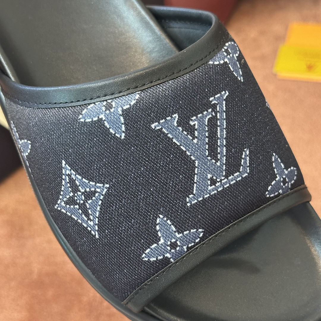LOU1_TON SLIPPERS