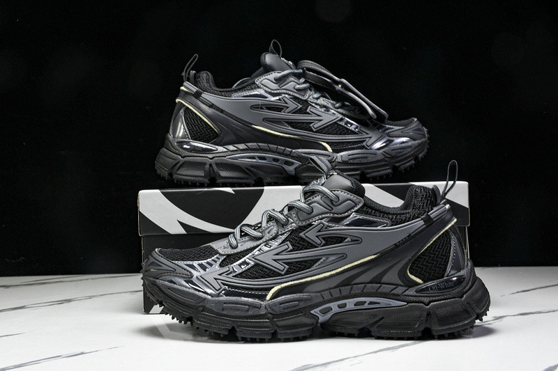 Off-White c/o Virgil Abloh