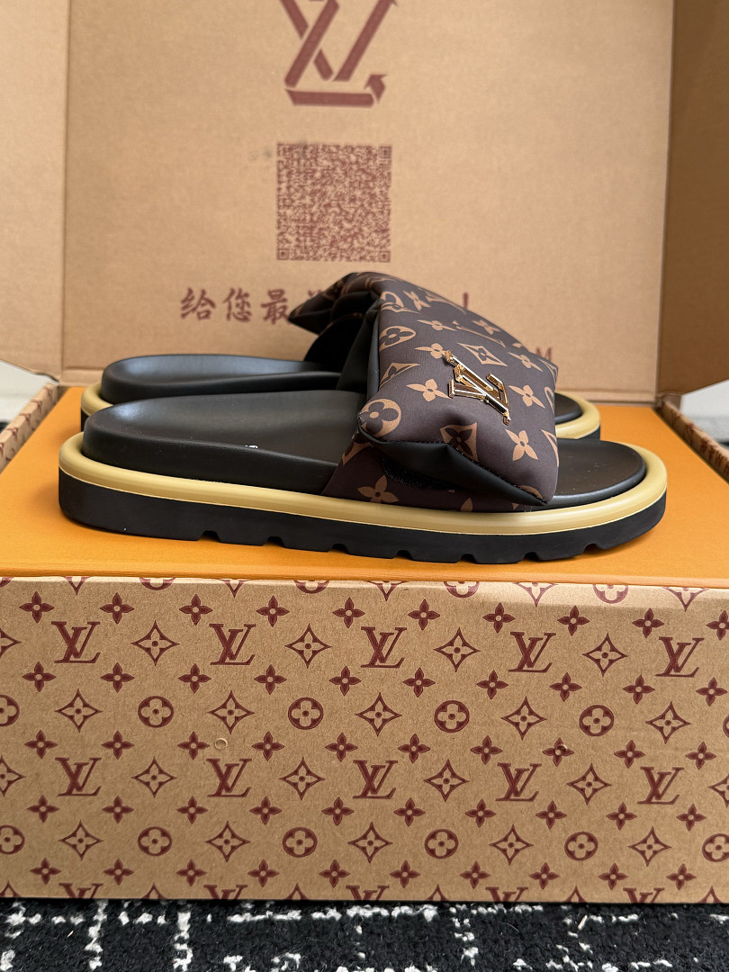 LOU1_TON SLIPPERS