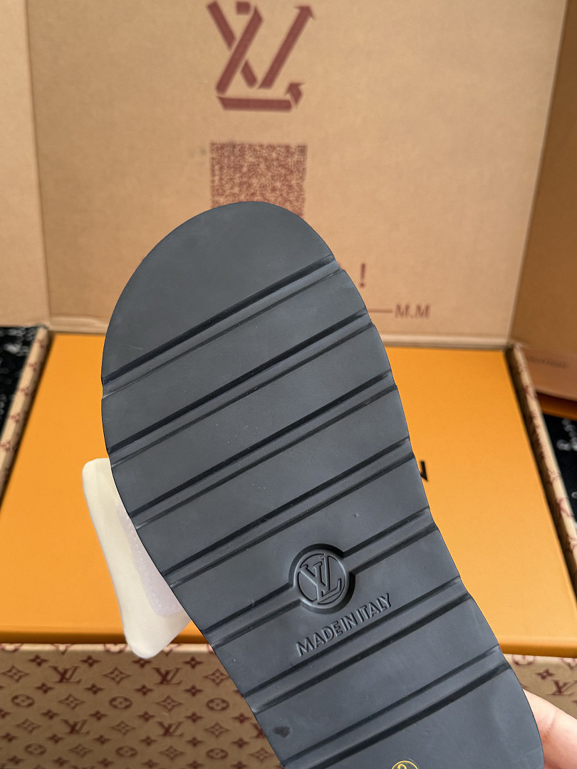 LOU1_TON SLIPPERS