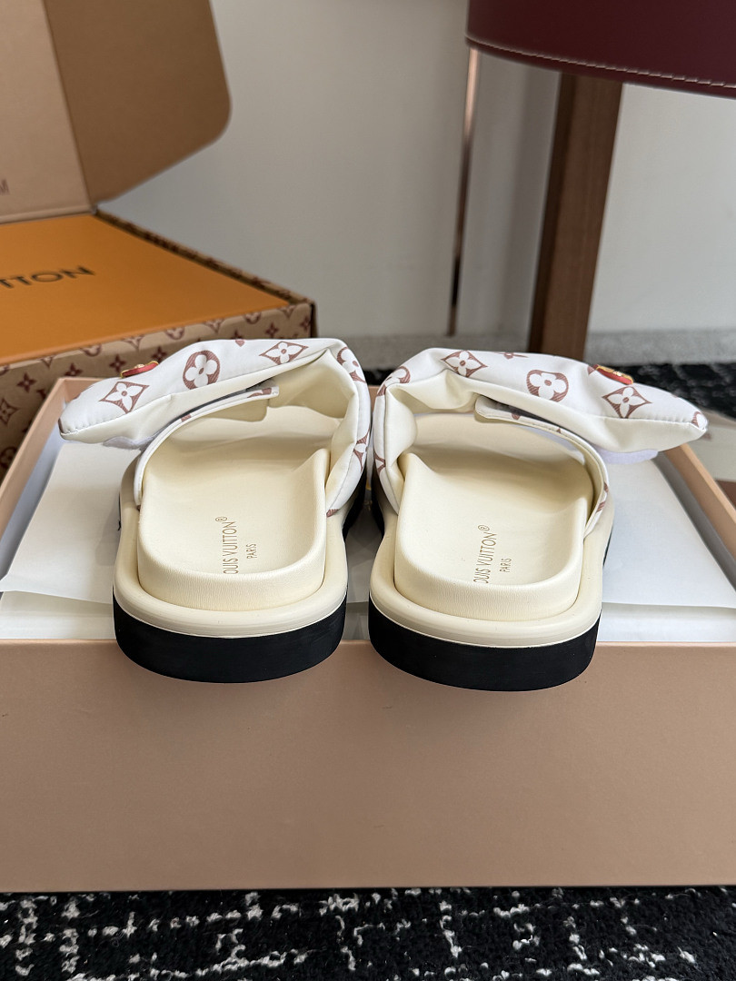 LOU1_TON SLIPPERS