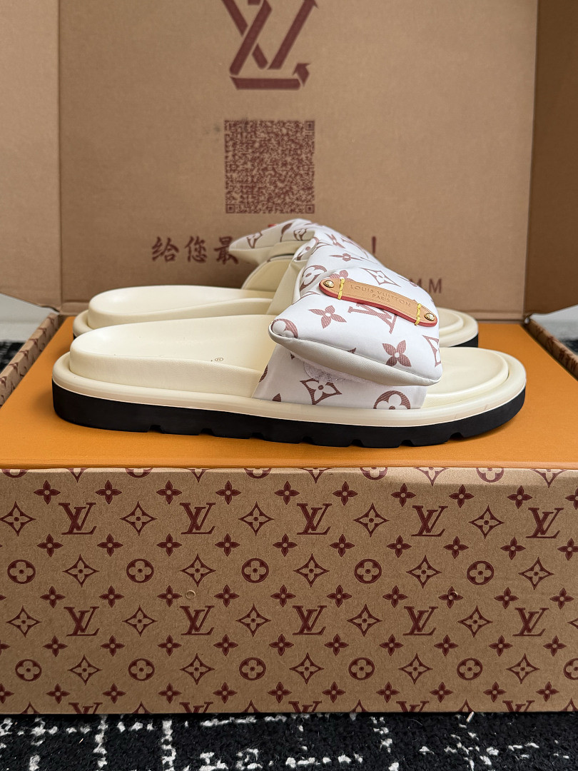 LOU1_TON SLIPPERS