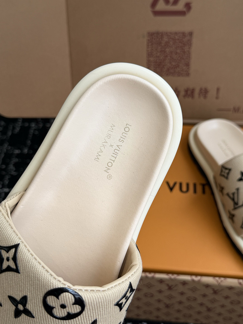 LOU1_TON SLIPPERS