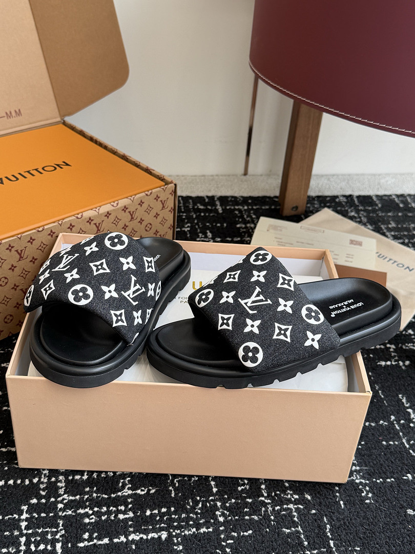LOU1_TON SLIPPERS