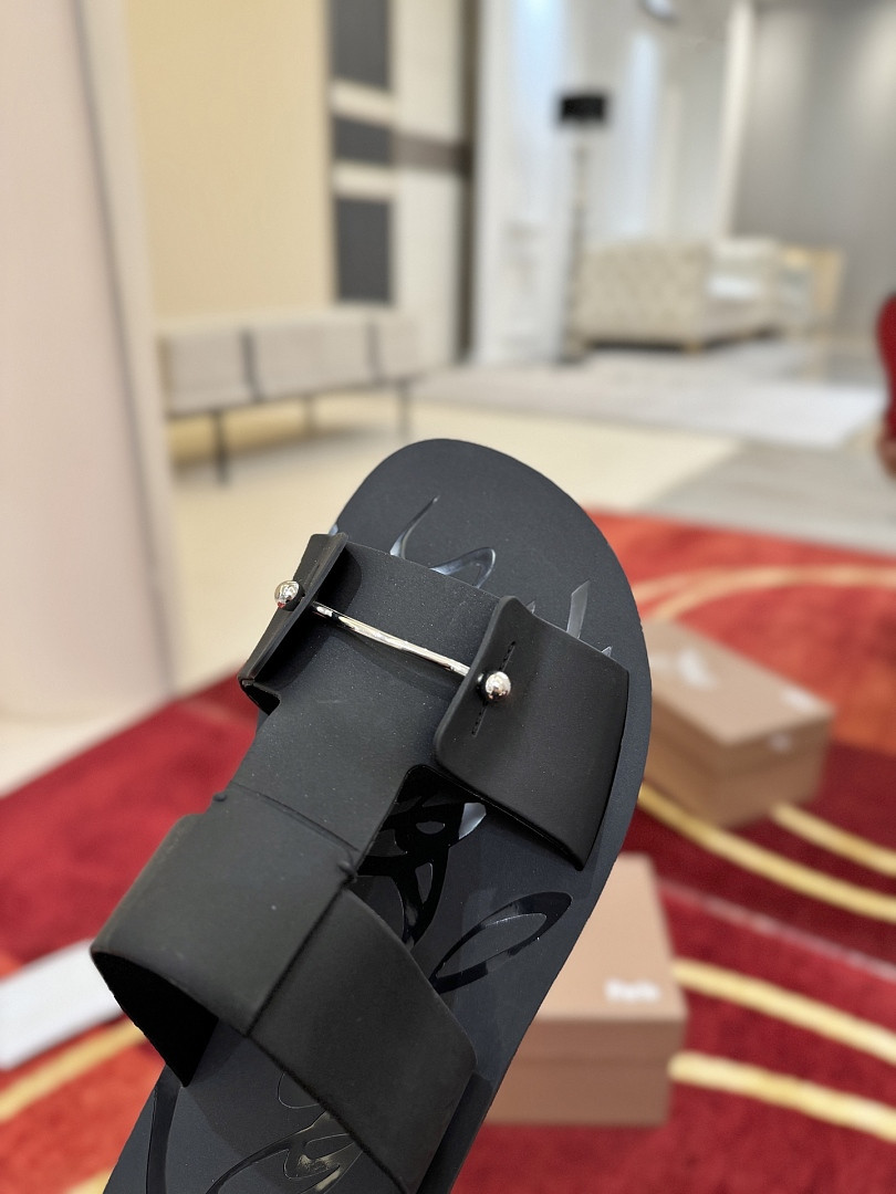 Chr1st1an LOUBOUTIN SLIDE