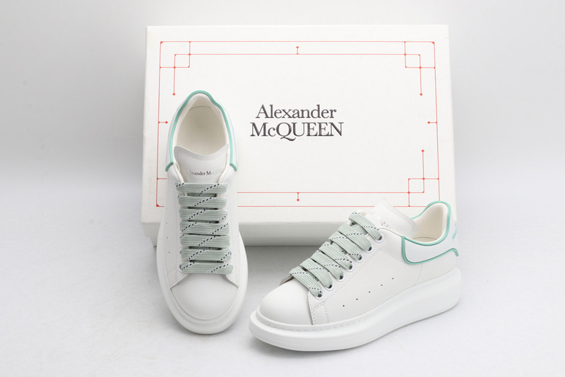 a1exa*der Mcqv*en sneaker