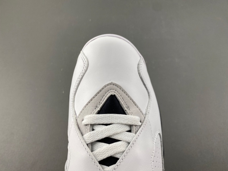 Jordan 8 Retro Bugs Bunny (2025) Men