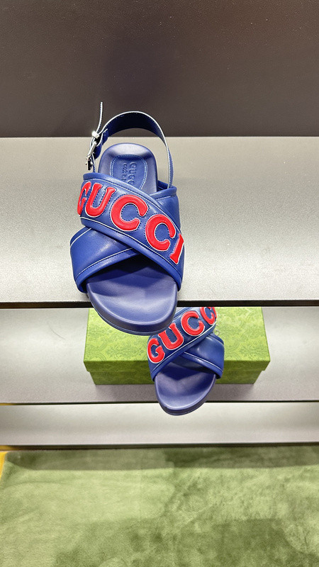GUC LEATHER SLIDE
