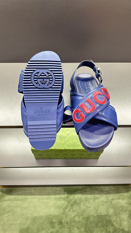 GUC LEATHER SLIDE