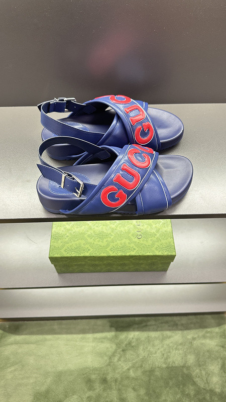 GUC LEATHER SLIDE