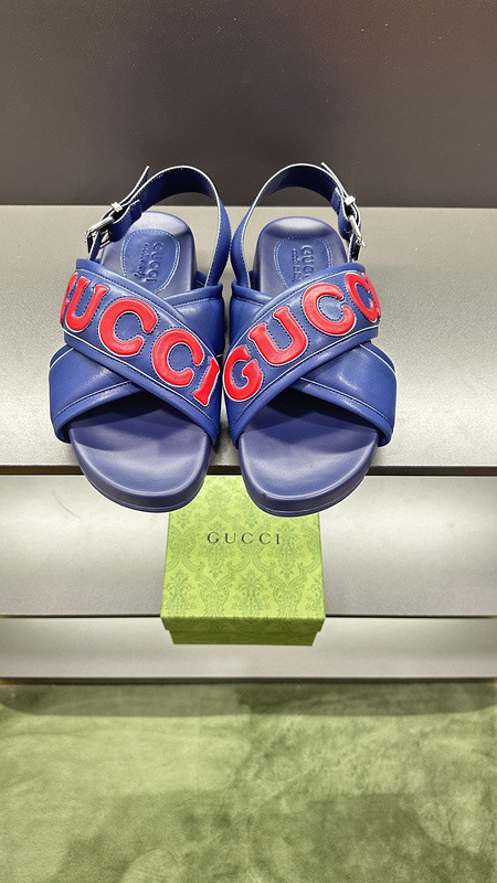 GUC LEATHER SLIDE